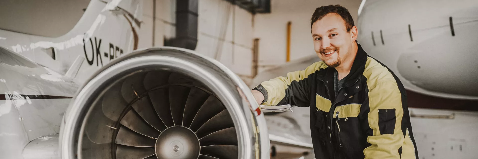 Aircraft servicing and maintenance